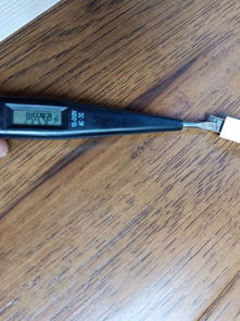 測電筆測手機充電口為何顯示高電壓？探究安全用電的奧秘